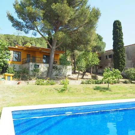 Casa Amb Piscina I Jardi A Per 6 Persones Holiday home *