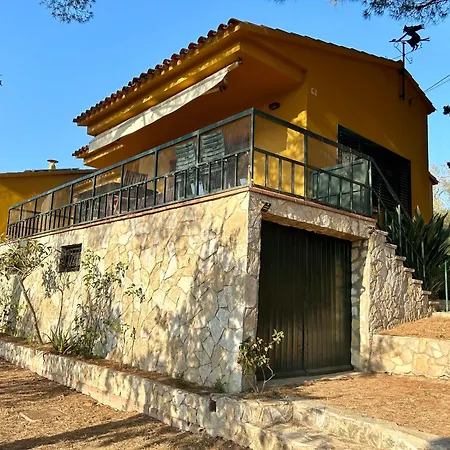 Holiday home Casa Amb Piscina I Jardi A Per 6 Persones Palamos